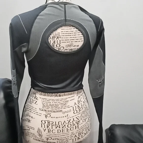 ๐๐ฅ๐ฅ๐ฅNWOT gym shark women's activew9ear crop top๐๐ฅ๐ฅ๐ฅ - Picture 1 of 9